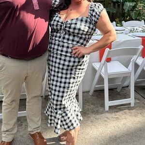 Collectif Gingham Mermaid hem wiggle dress